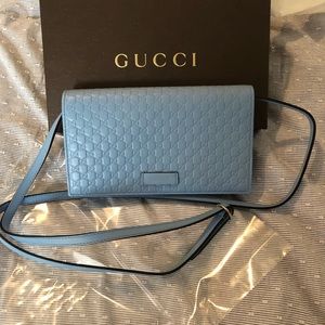 Gucci wallet bag
